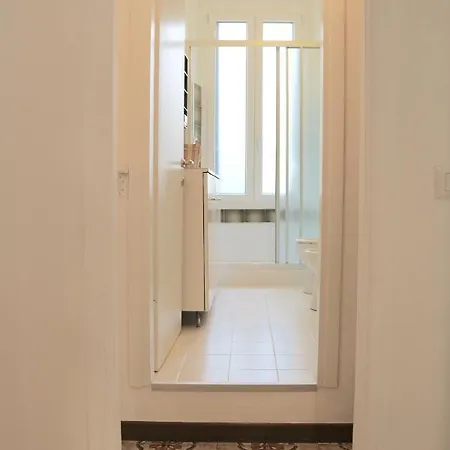 San Lorenzo Home - 6 People Apartment Milan