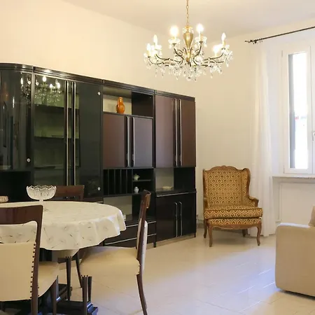 San Lorenzo HOME - 6 People Milán